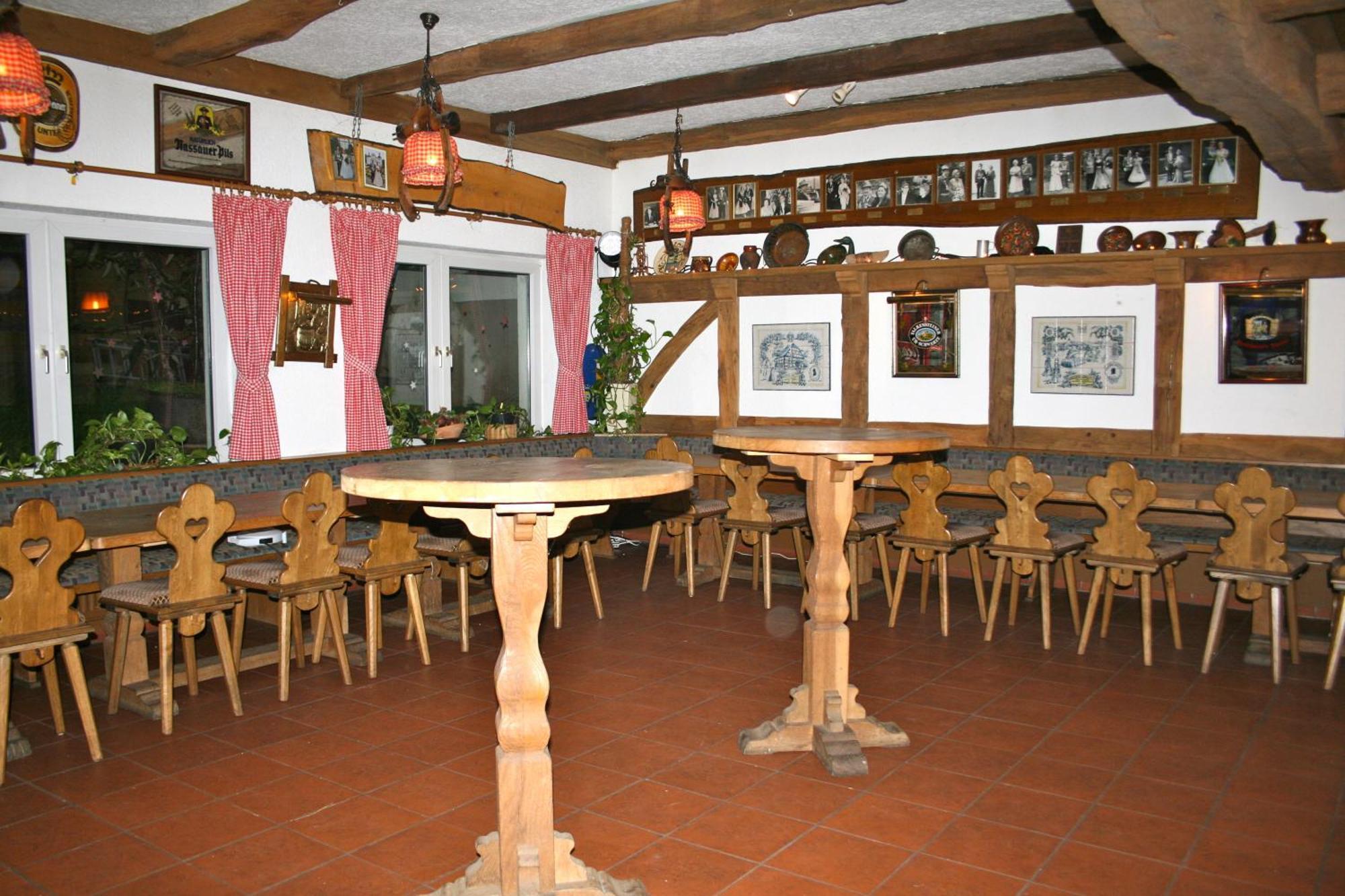 Hotel Am Schloss Borbeck Есен Екстериор снимка